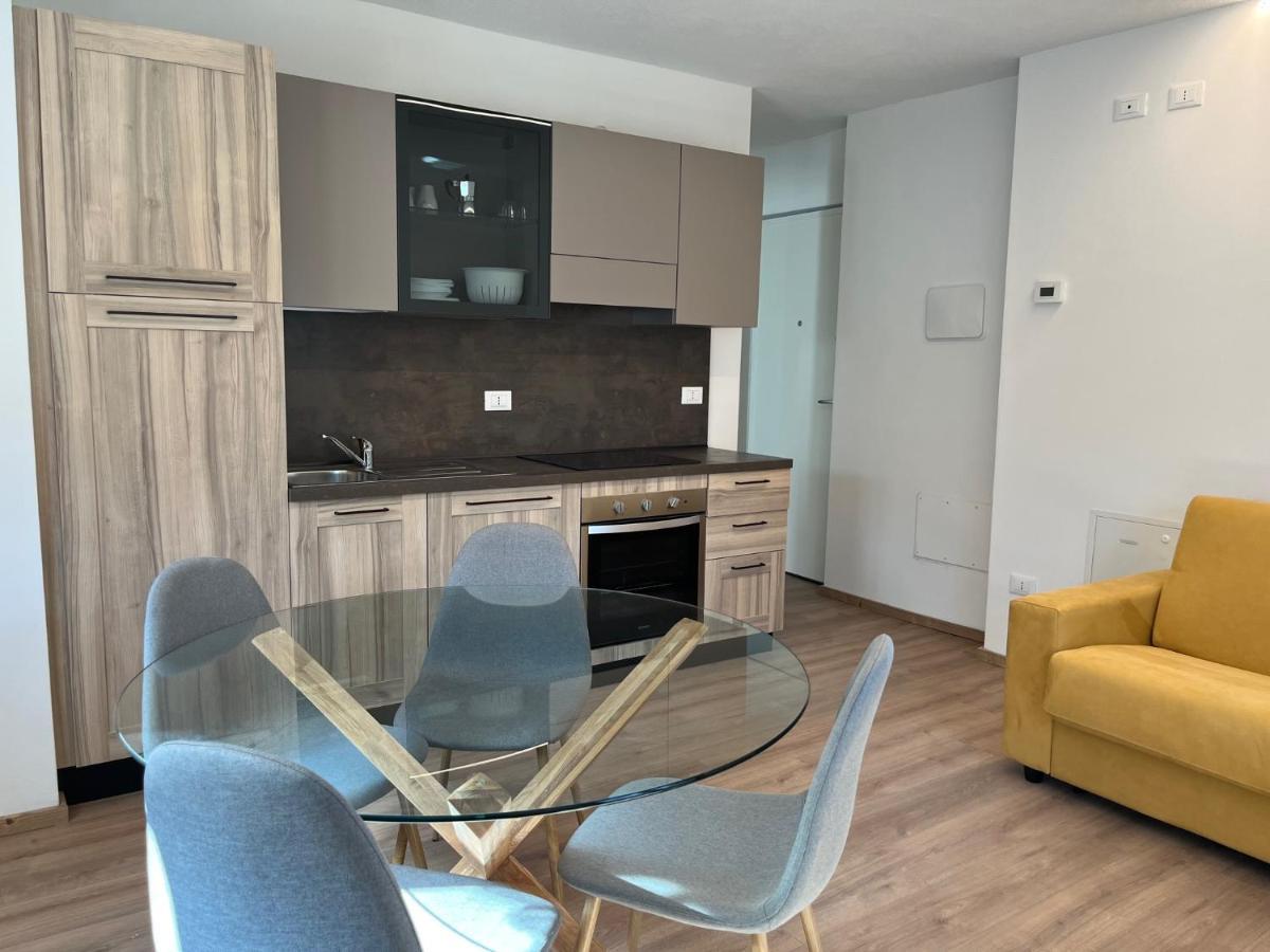 Residence La Corte Vezza dʼOglio Cameră foto