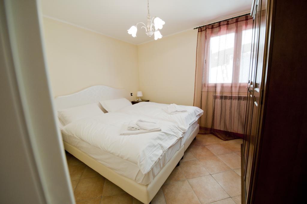 Residence La Corte Vezza dʼOglio Cameră foto